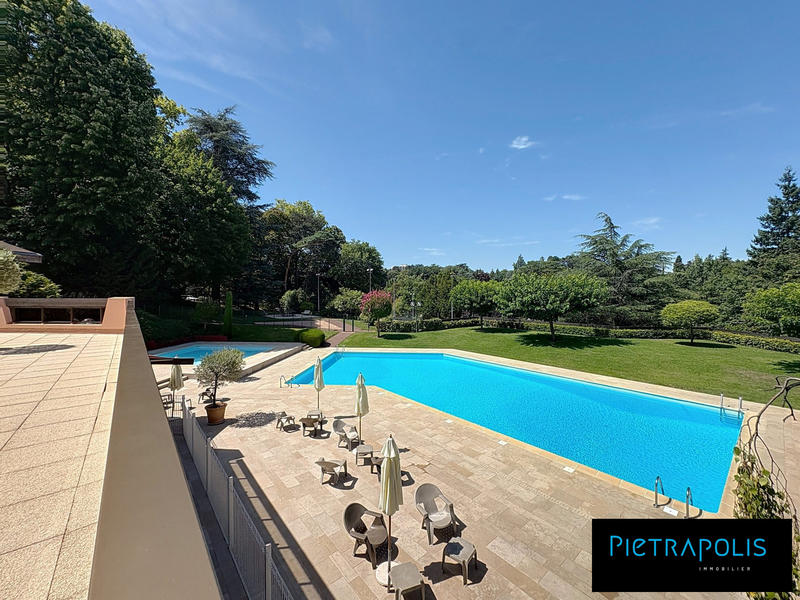 Appartement - 104 m² - 3 pièces