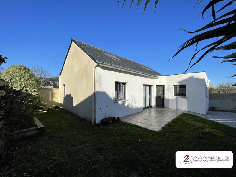 Maison - 90 m² - 4 pièces