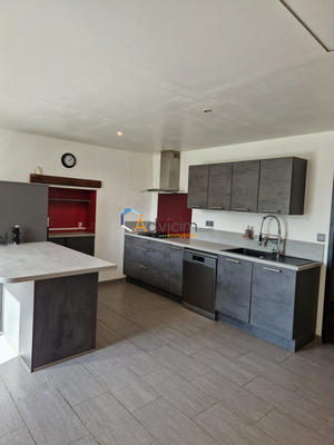 Maison ancienne - 175 m² - 6 pièces