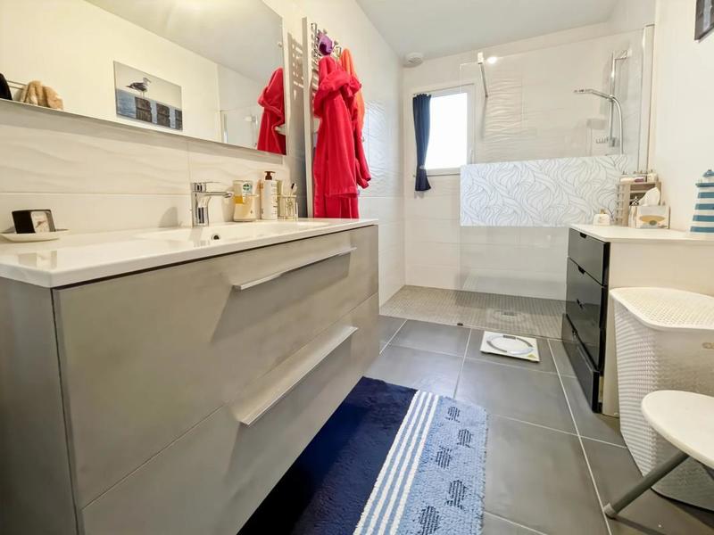 Maison - 105 m² - 4 pièces