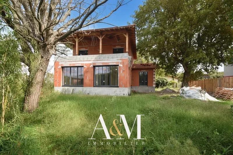 Villa - 187 m² - 7 pièces