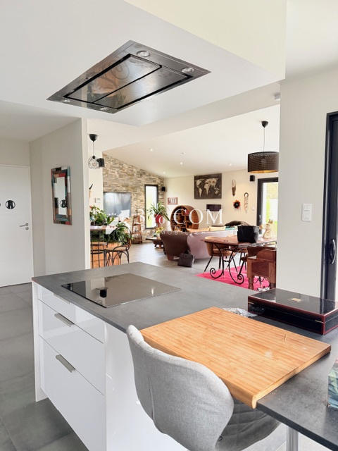 Maison - 125 m² - 4 pièces