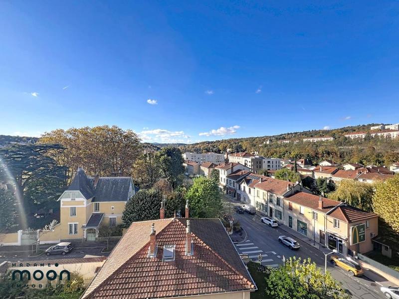 Appartement - 76 m² - 4 pièces