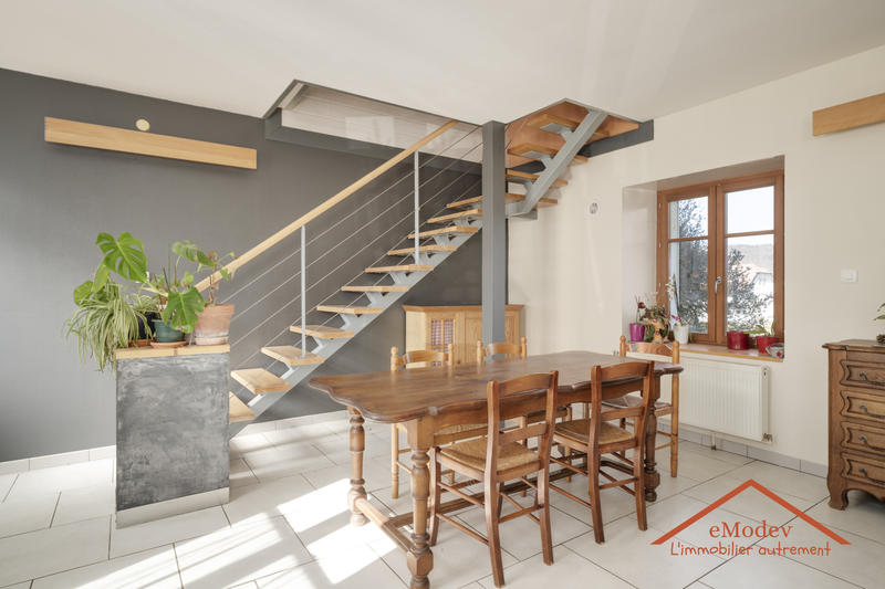 Maison - 175 m² - 6 pièces