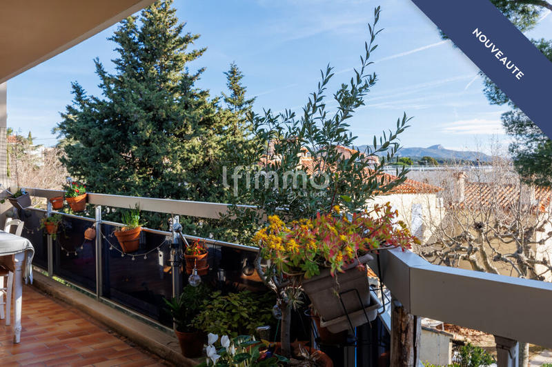 Appartement - 82 m² - 3 pièces