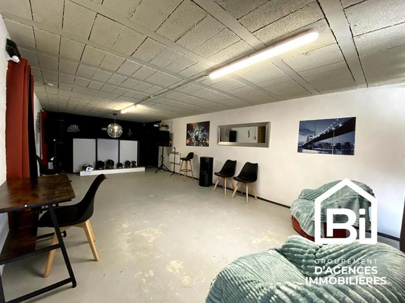 Maison - 97 m² - 5 pièces