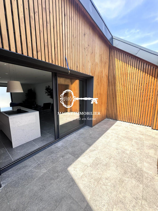 Duplex - 74 m² - 4 pièces