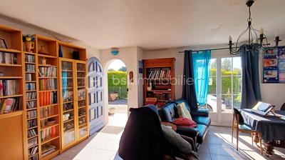 Maison - 90 m² - 5 pièces