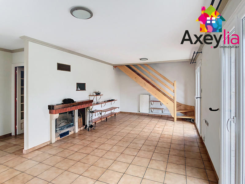 Maison - 90 m² - 4 pièces