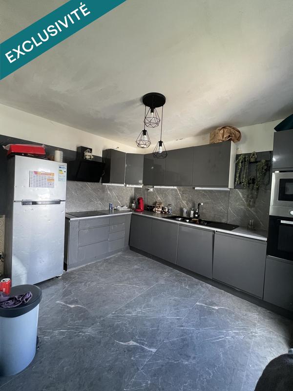 Maison - 111 m² - 6 pièces