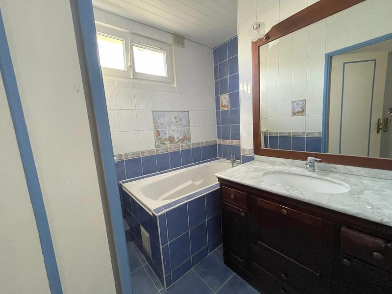 Appartement - 81 m² - 5 pièces