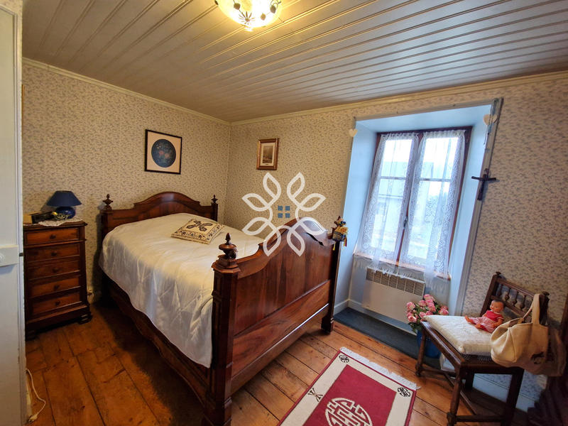 Maison de village - 160 m² - 9 pièces