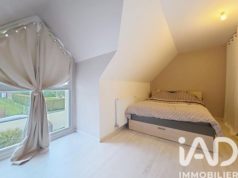 Maison - 110 m² - 6 pièces