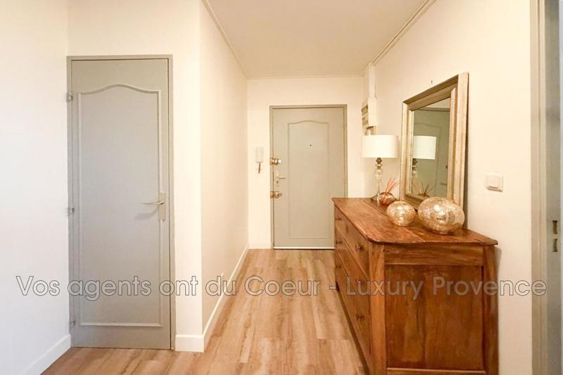 Appartement - 81 m² - 3 pièces