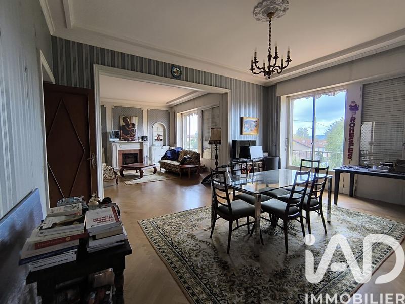 Maison de maîtres - 250 m² - 8 pièces