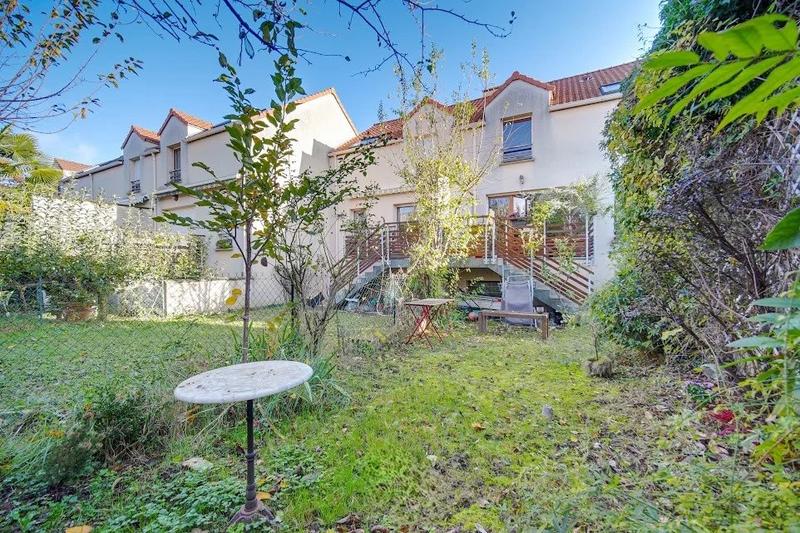 Maison - 127 m² - 6 pièces