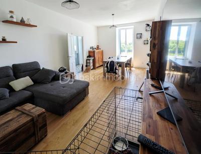 Propriété - 210 m² - 5 pièces