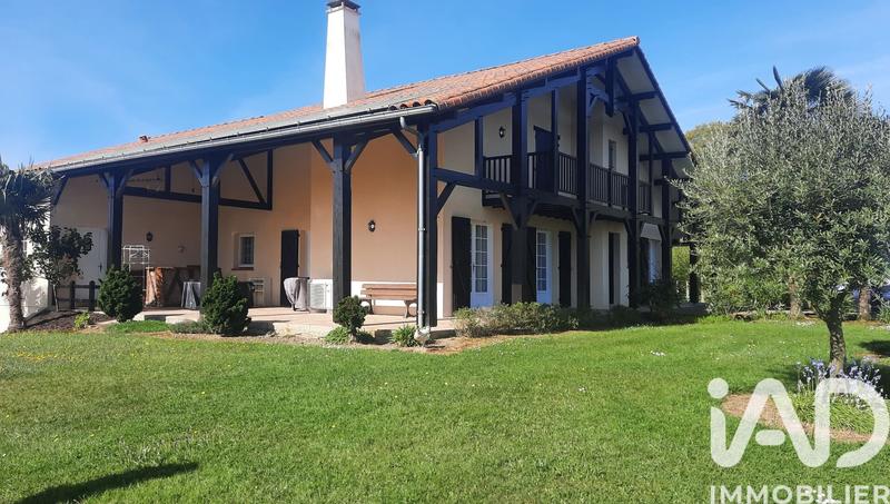 Maison - 187 m² - 5 pièces