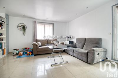 Maison - 104 m² - 4 pièces