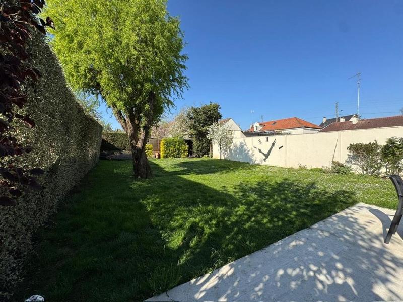 Maison - 139 m² - 7 pièces