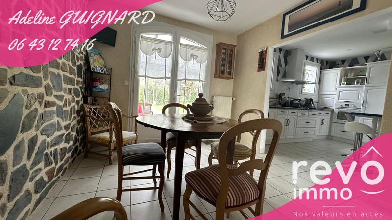 Maison - 248 m² - 11 pièces