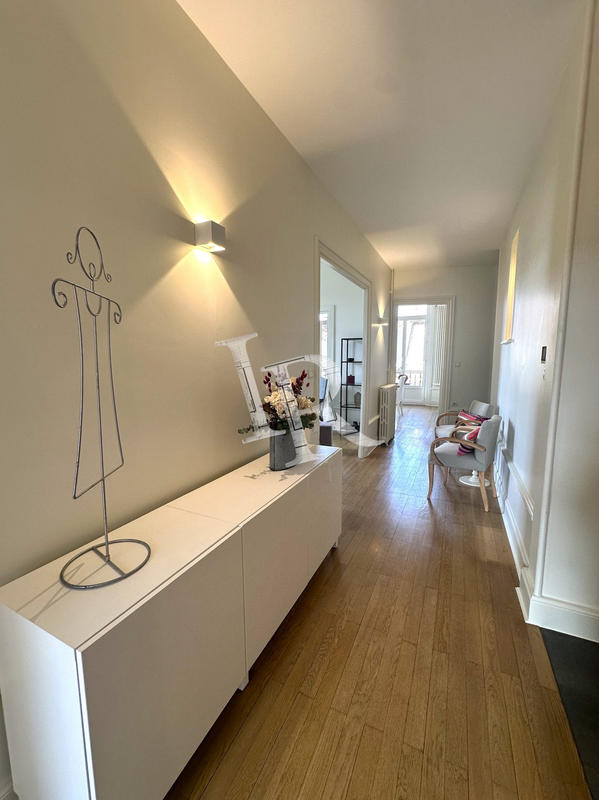 Appartement - 113 m² - 4 pièces