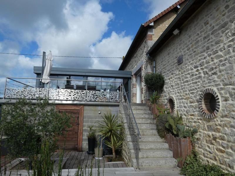 Maison en pierre - 186 m² - 6 pièces