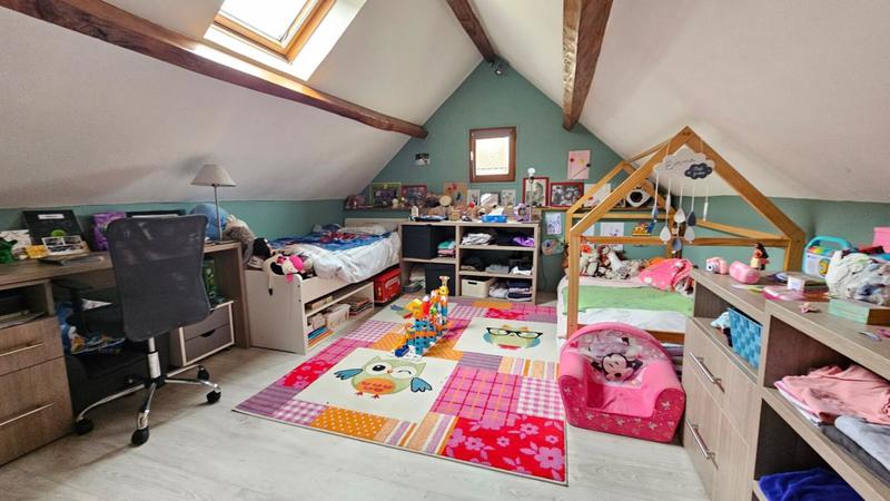 Maison - 90 m² - 4 pièces