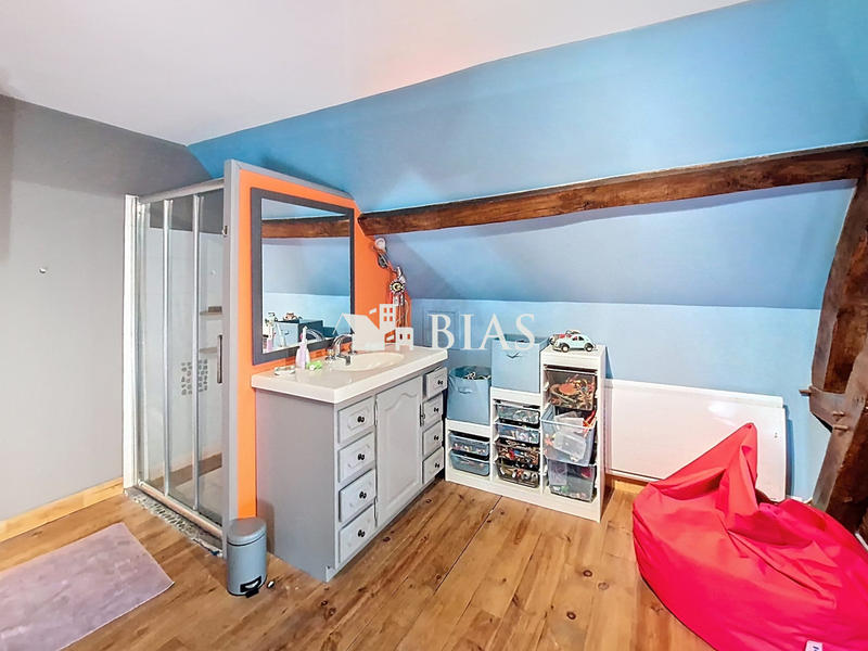 Maison ancienne - 210 m² - 9 pièces