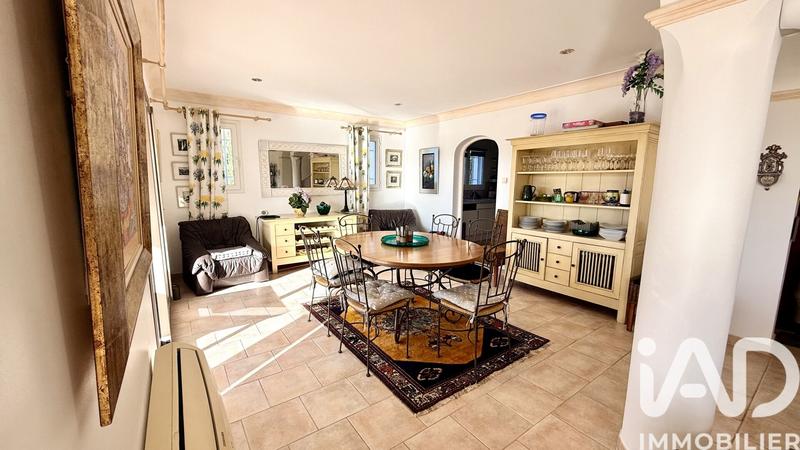 Maison - 177 m² - 6 pièces