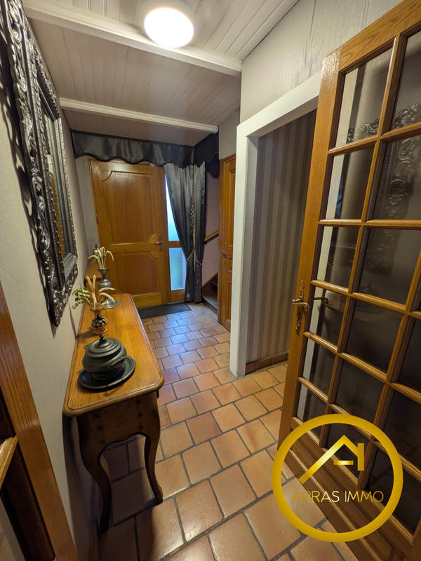 Maison - 101 m² - 6 pièces