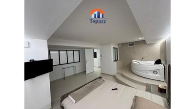 Loft - 104 m² - 1 pièce