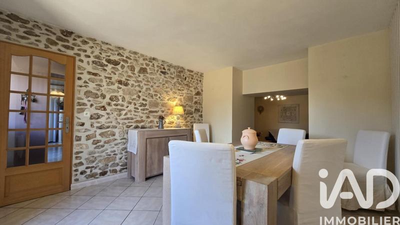 Maison - 143 m² - 8 pièces