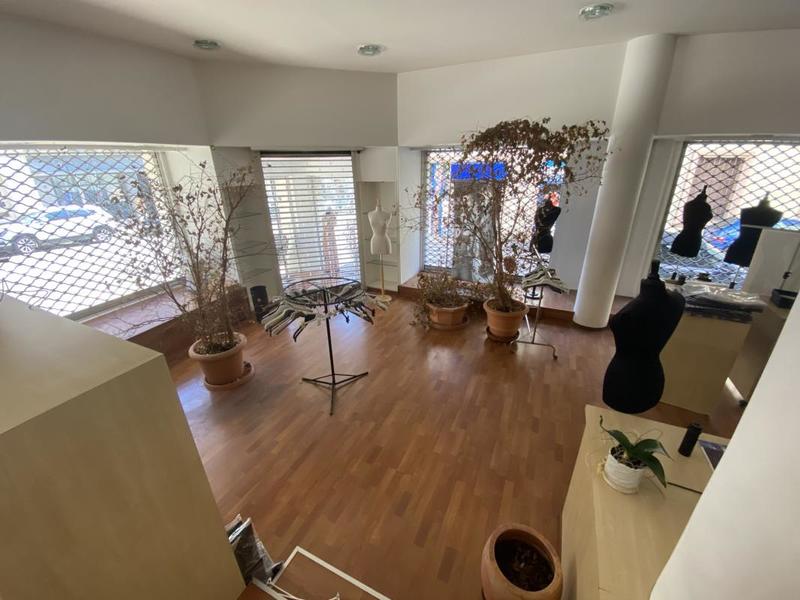 Local commercial - 250 m²