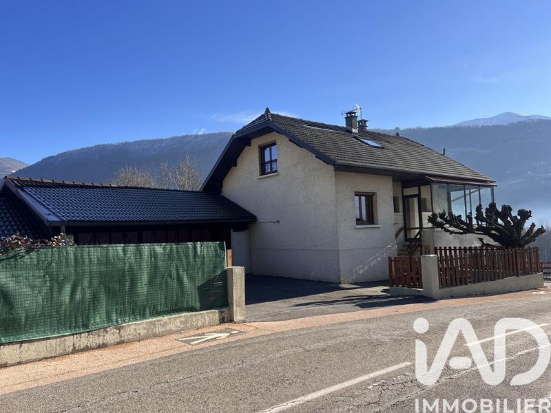 Maison - 131 m² - 5 pièces