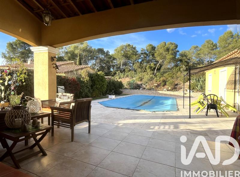 Maison - 190 m² - 6 pièces