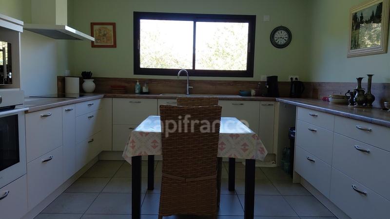 Maison - 105 m² - 6 pièces