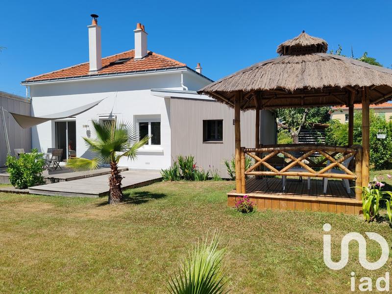 Maison - 140 m² - 6 pièces