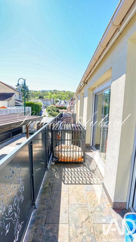 Maison - 97 m² - 3 pièces