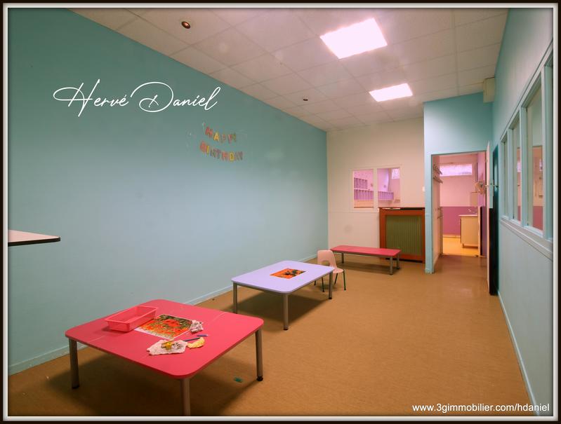 Local commercial - 654 m² - 30 pièces