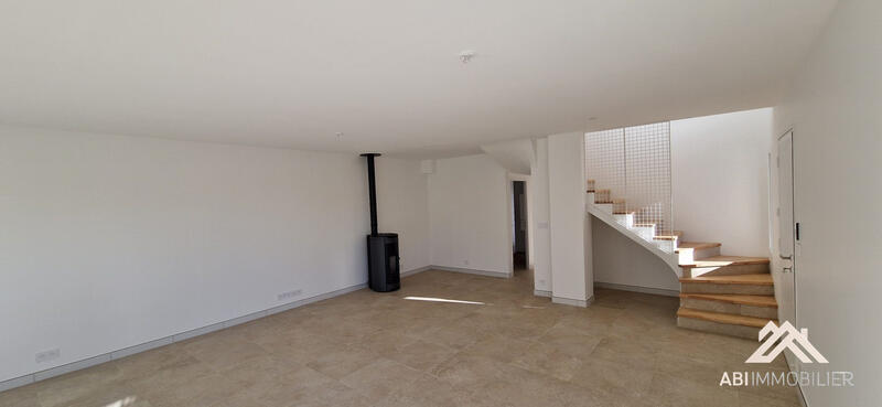 Maison - 111 m² - 4 pièces