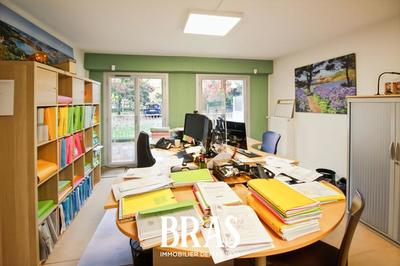 Local commercial - 89 m² - 5 pièces