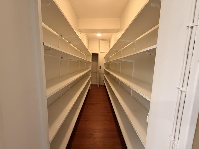 Bureau - 81 m² - 2 pièces