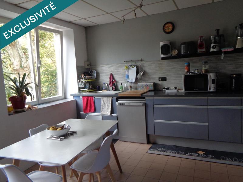 Maison - 446 m² - 14 pièces