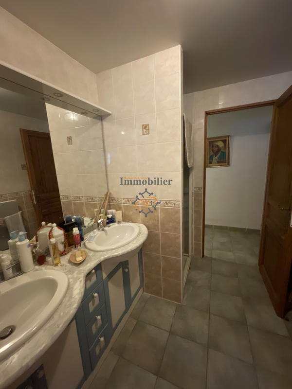 Maison - 153 m² - 7 pièces