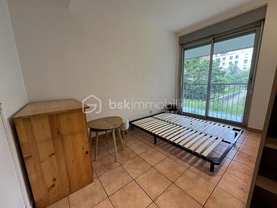 Studio - 33 m² - 1 pièce