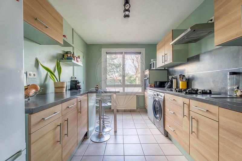 Appartement - 75 m² - 4 pièces