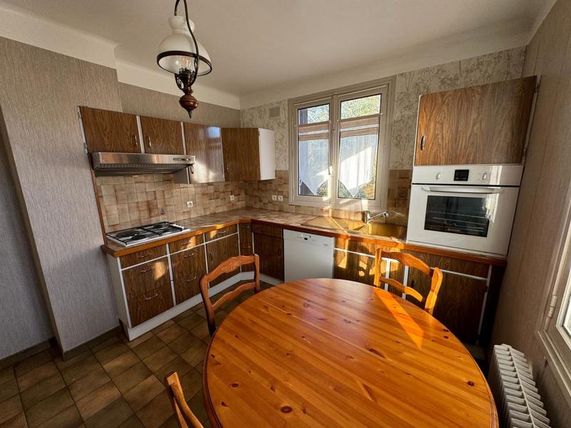 Maison - 121 m² - 6 pièces