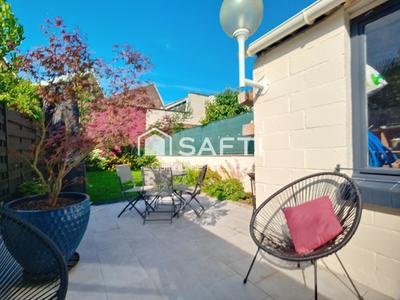 Maison - 90 m² - 5 pièces