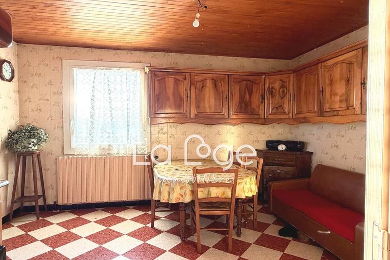 Maison - 178 m² - 8 pièces